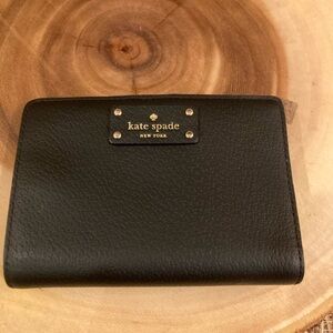 Kate Spade Grove Street Tellie Bifold Wallet‎ - Pebbled black leather new